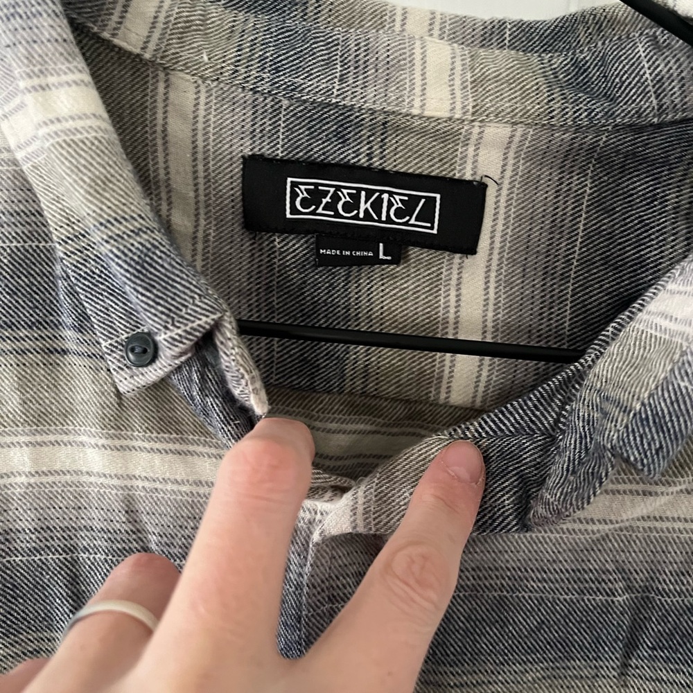 Ezekiel Lightweight Flannel Button Down in Striped Green and Gray - Picture 2 of 3